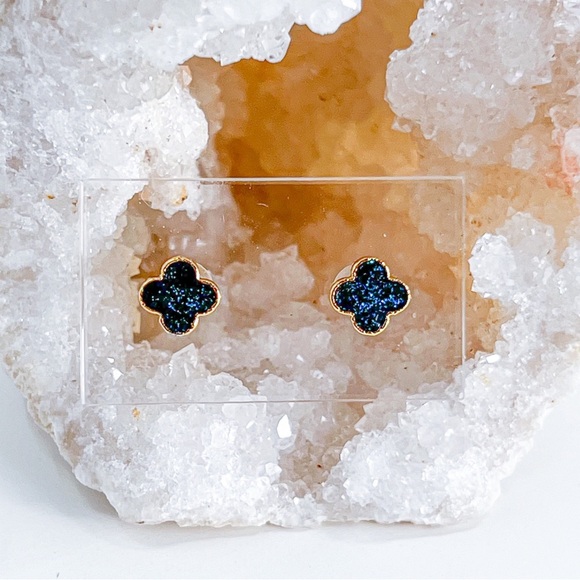 Love Jesse Jewelry - 3/$20 24k Gold Black Glitter Resin Clover Handmade Stud Earrings